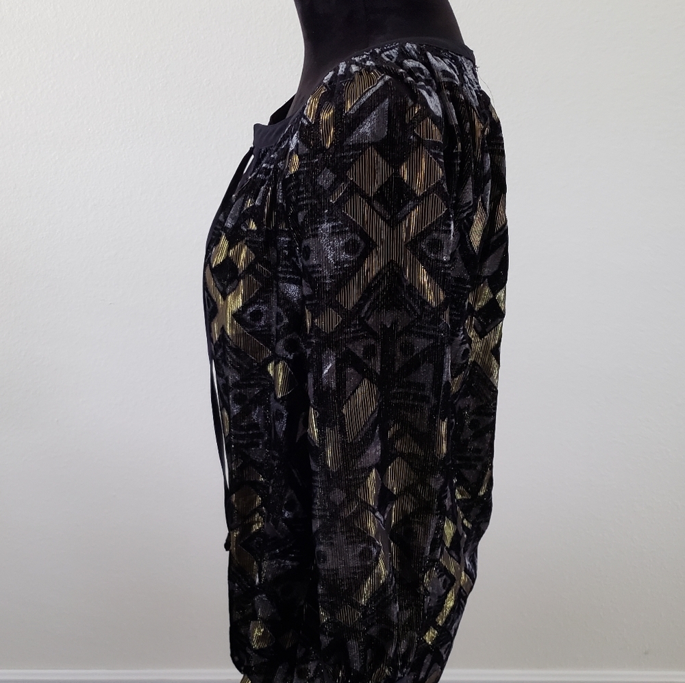 Gibson Latimer Metallic Geometric Pattern Blouse … - image 4